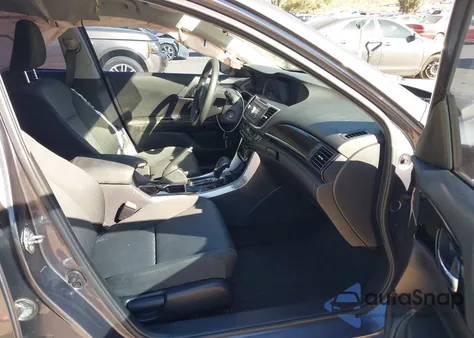 2017 Honda Accord Lx из США, поврежденный, VIN 1HGCR2F38HA175443